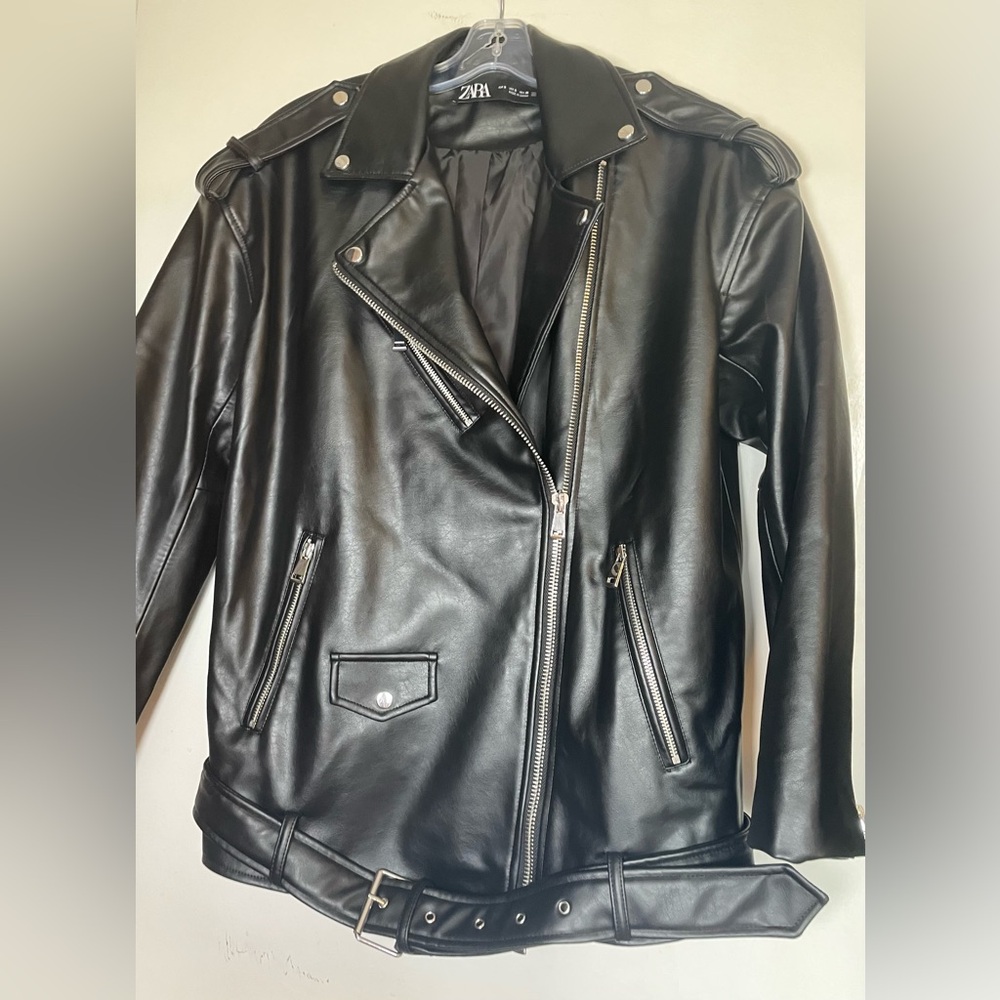 ZARA Ladies Classic Black Leather Jacket
